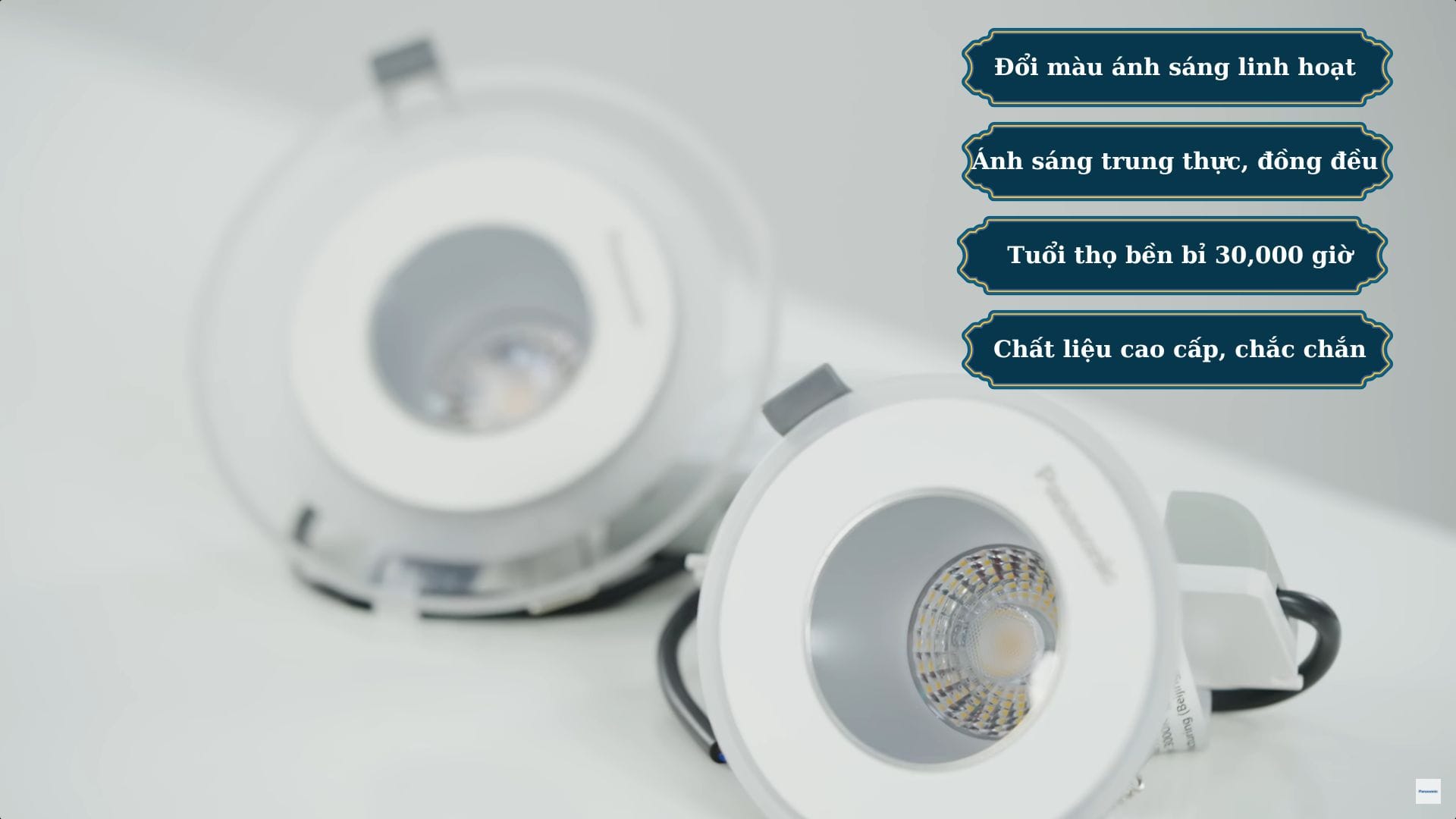 Đèn downlight âm trần 3 chế độ Panasonic LGP
