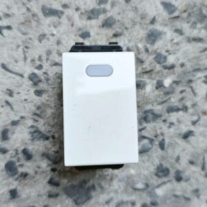 công tắc 2 chiều Panasonic WEG5152-51SWK có đèn báo